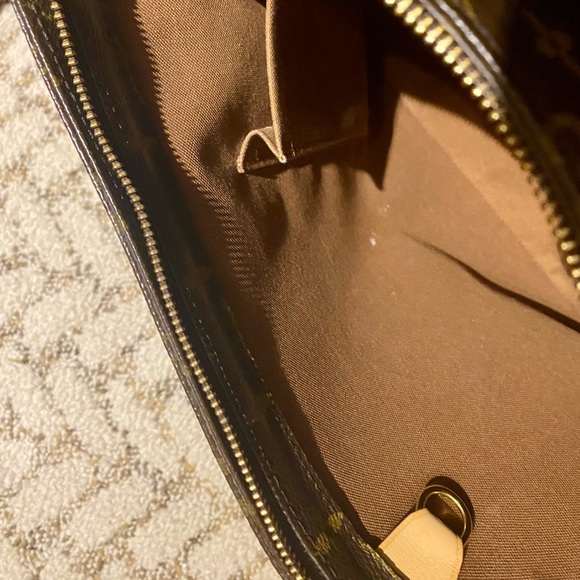 Louis Vuitton Zipper tote - Picture 5 of 10